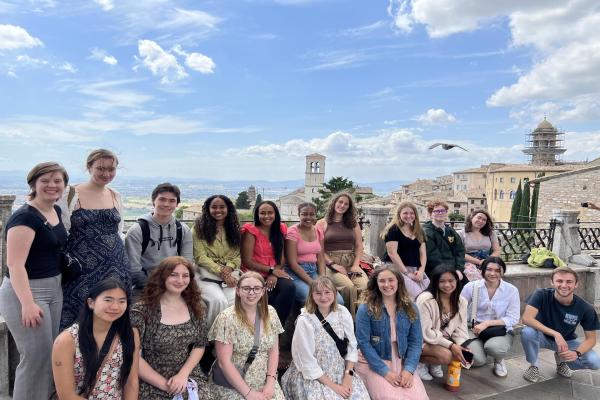 USF students in assisi