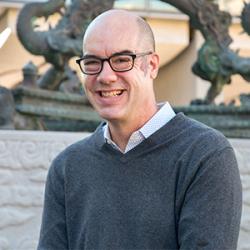 Alex Hochman Headshot