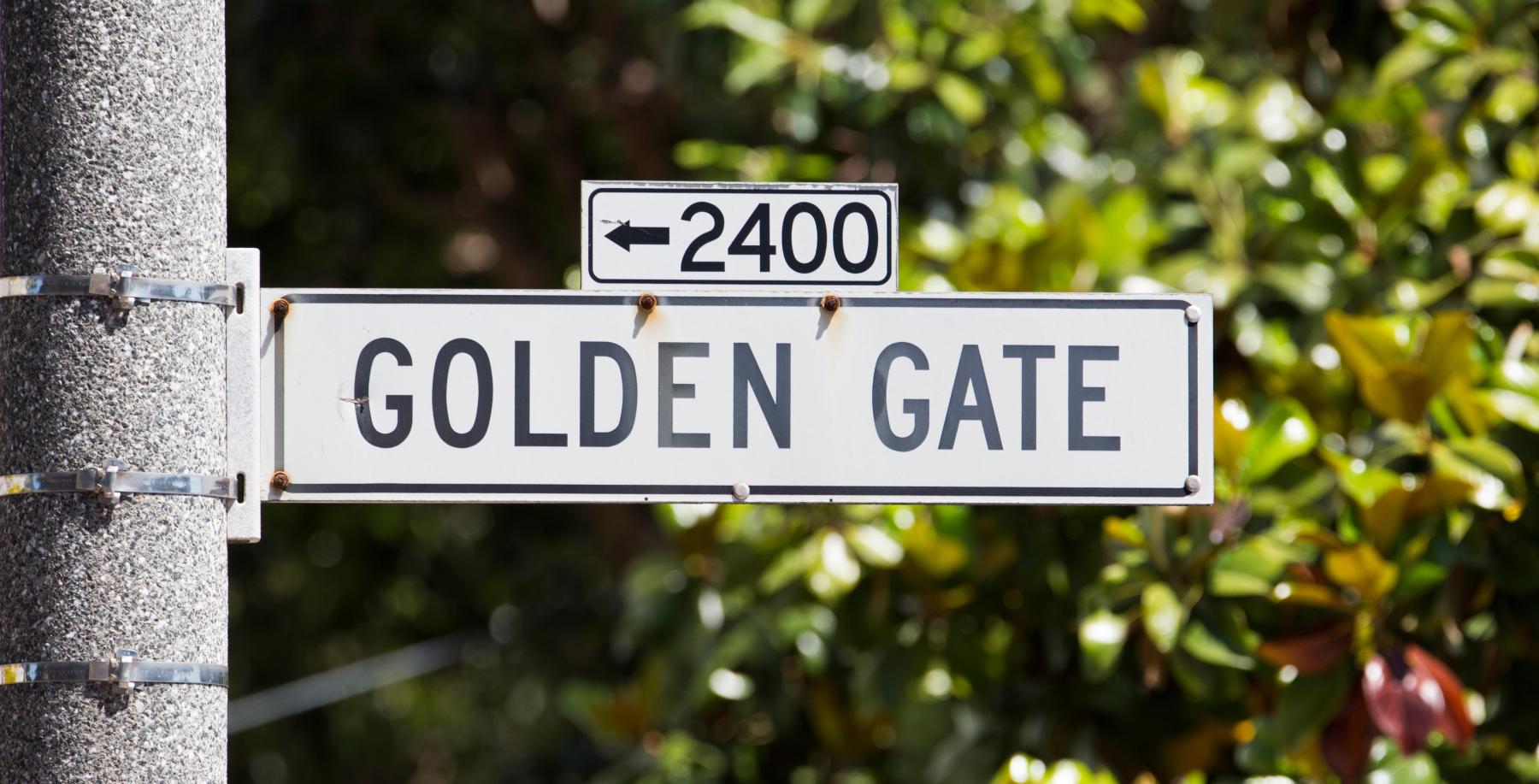 golden gate street sign
