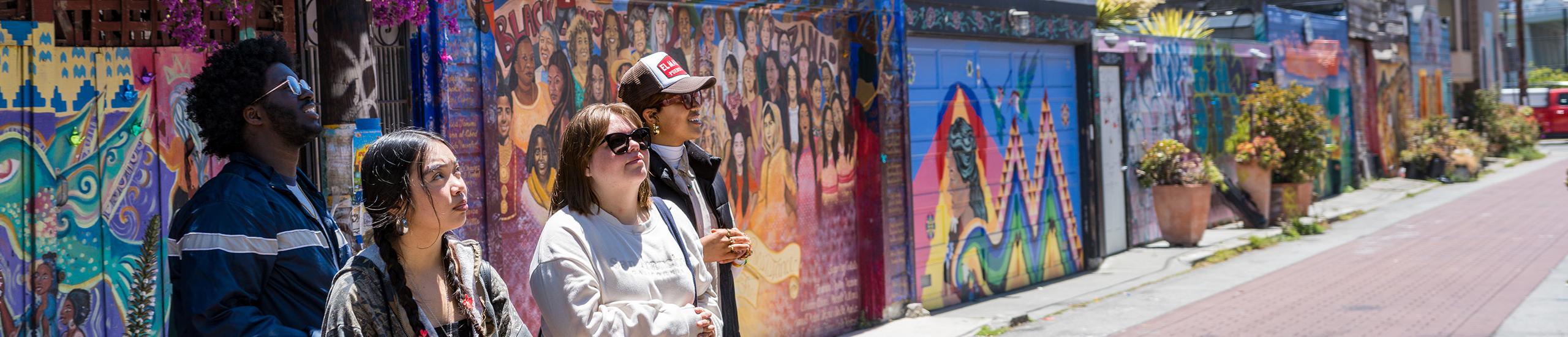 students view murals in San Francisco